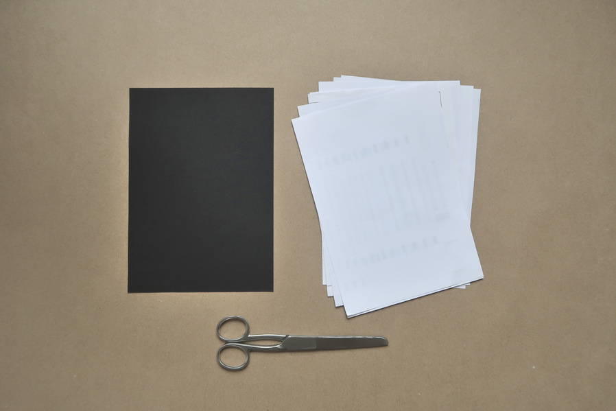 DIY - Fabriquer un carnet en recyclant du papier • LÉA PILEA